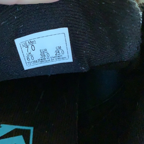 Vans Old School Shoes - Picture 4 of 6